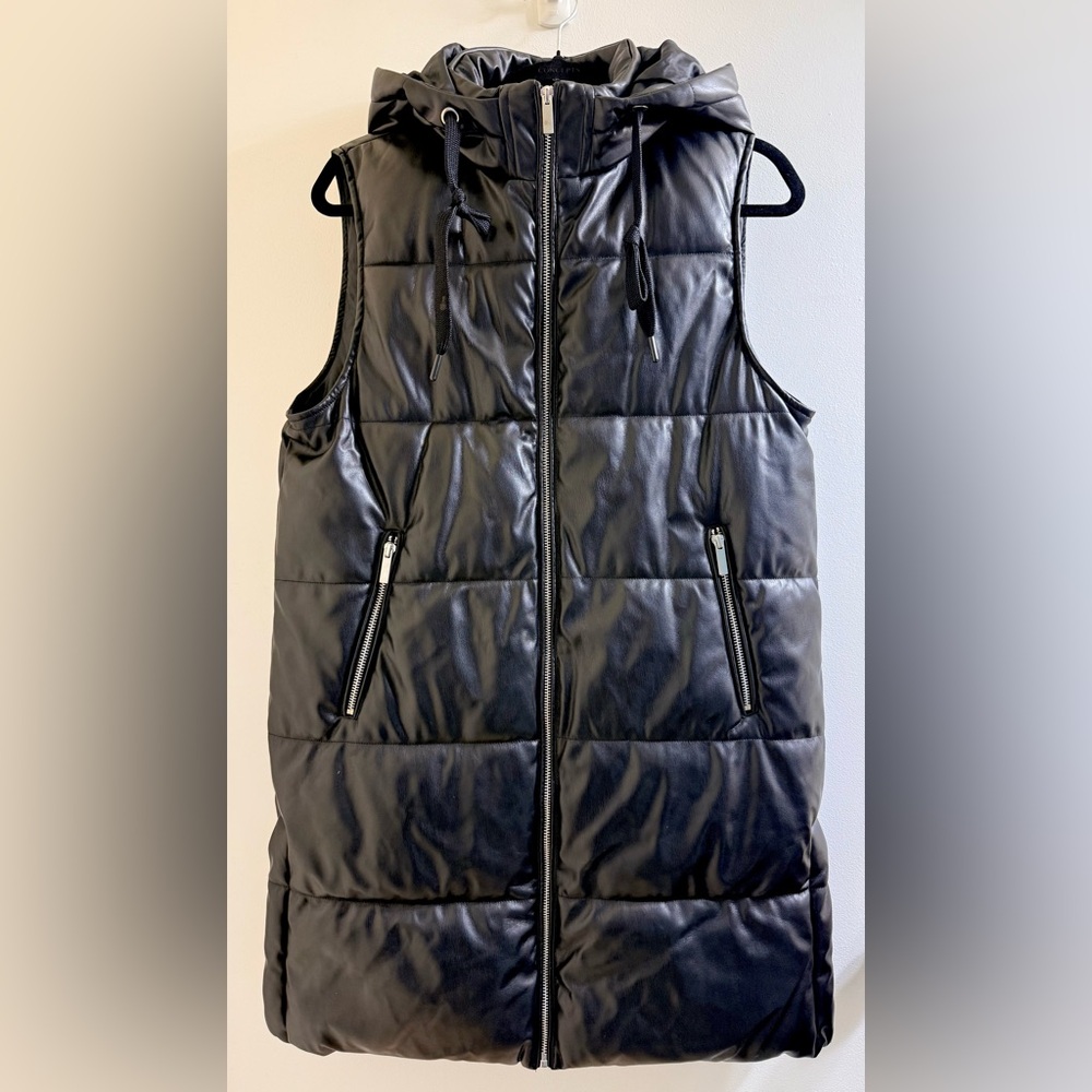 Vigoss Long Black Puffer Vest with Zipper Pockets Size M - Picture 3 of 12